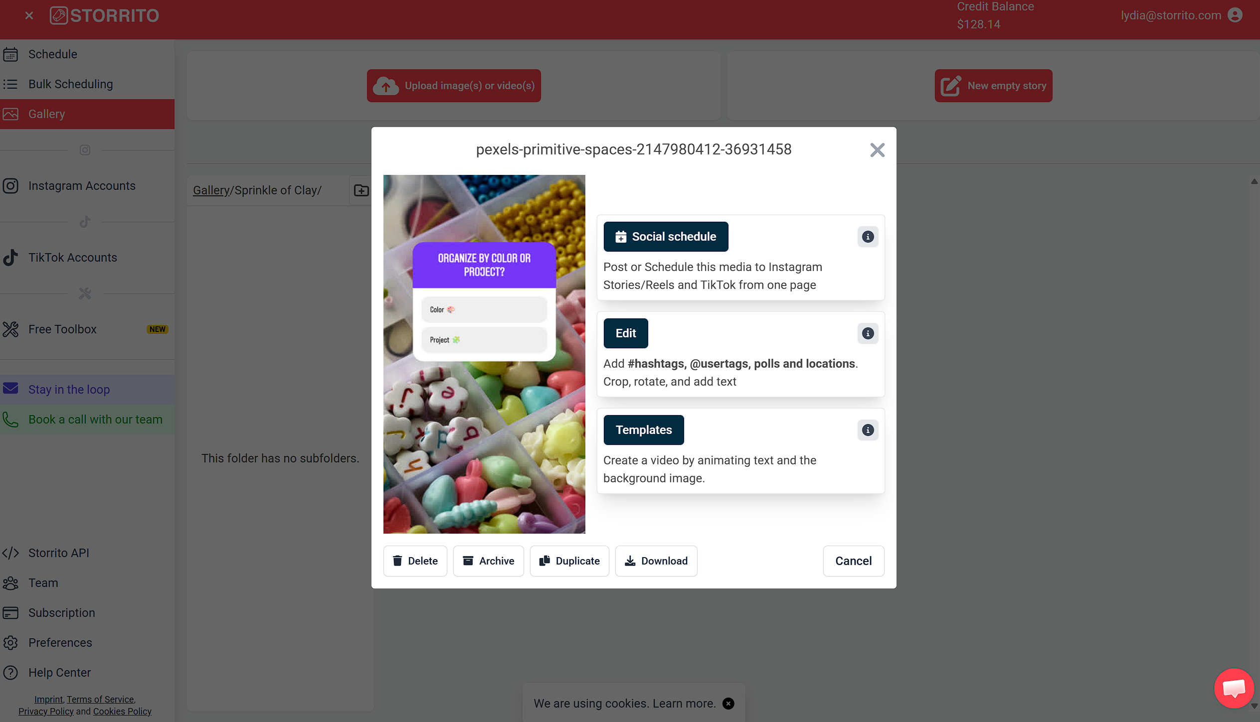 Choose Social schedule from the Gallery